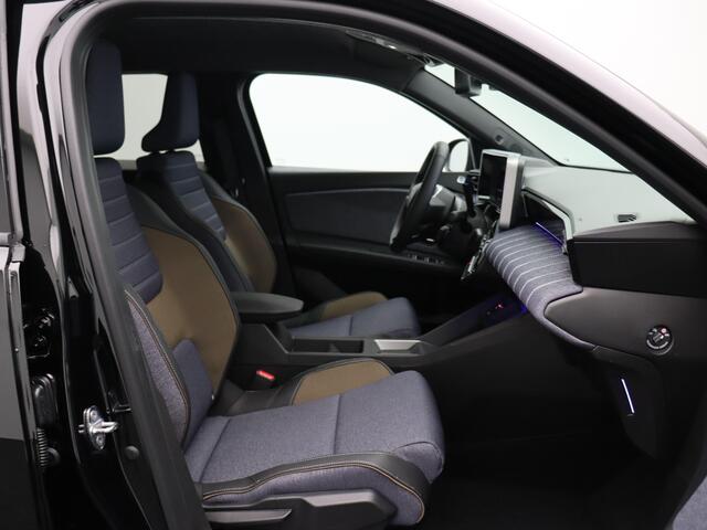 Renault 5 E-TECH urban range 120 1AT Techno | Achteruitrijcamera | ISOFIX-bevestigingssysteem voor kinderzitjes op passagiersstoel en op de twee buitenste zitplaatsen achter | LED-dagrijverlichting met specifiek vormgegeven lichtsignatuur