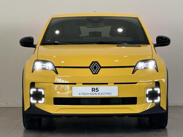 Renault 5 Techno 40 kWh | Pack Winter | Van: ¤ 31.559,- nu rijklaar voor: ¤ 30.059,-