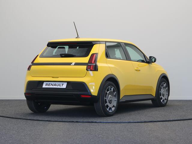 Renault 5 Evolution Urban range | Cruise control met snelheidsbegrenzer | Full LED koplampen | ISOFIX-bevestigingssysteem voor kinderzitjes op passagiersstoel en op de twee buitenste zitplaatsen achter