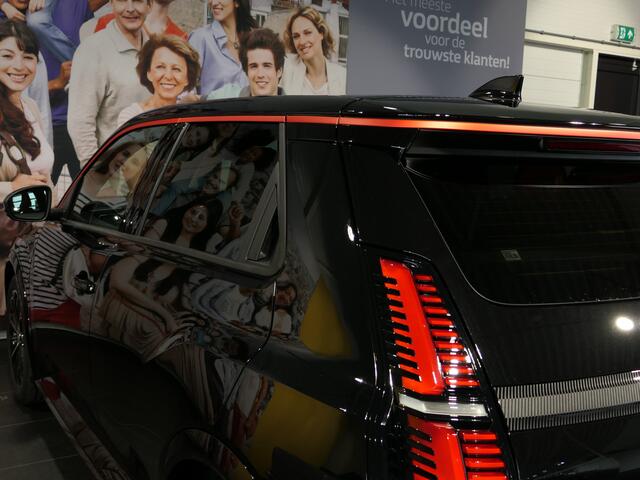 Renault 5 comfort range iconic cinq 52 kWh *NIEUW*, *uit voorraad leverbaar!* - Adaptive cruise, parkeerassistent, camera, Harman Kardon