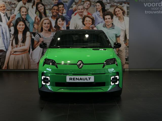 Renault 5 comfort range techno 52 kWh *DEMO* - Adaptive cruise, dode hoek, parkeerassistent, stoel en stuurverwarming