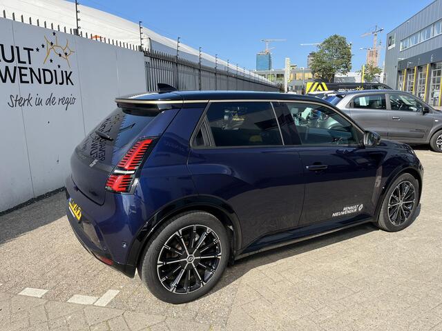 Renault 5 comfort range iconic cinq 52 kWh / PACK SAFETY & ADVANCED DRIVING ASSIST / HARMAN KARDON AUDIO / ADAPTER V2L / Demo Zuidoost / vraag naar beschikbaarheid