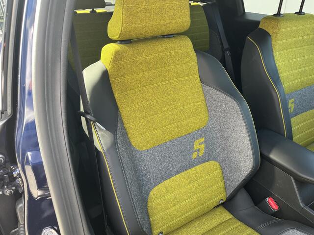 Renault 5 comfort range iconic cinq 52 kWh / PACK SAFETY & ADVANCED DRIVING ASSIST / HARMAN KARDON AUDIO / ADAPTER V2L / Demo Zuidoost / vraag naar beschikbaarheid