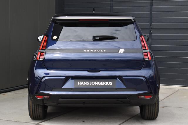 Renault 5 Roland-Garros | Achteruitrijcamera | Elektrisch verwarmbare voorstoelen | ISOFIX-bevestigingssysteem voor kinderzitjes op passagiersstoel en op de twee buitenste zitplaatsen achter