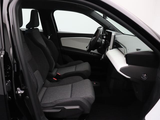 Renault 5 Evolution Urban range | Cruise control met snelheidsbegrenzer | Full LED koplampen | ISOFIX-bevestigingssysteem voor kinderzitjes op passagiersstoel en op de twee buitenste zitplaatsen achter