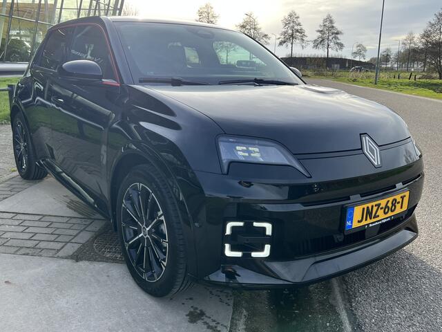 Renault 5 comfort range iconic cinq 52 kWh / Adaptive Cruise / Harman Kardon / Stoel+Stuurverw. /