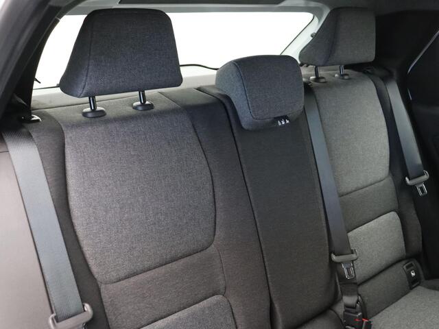 Renault 5 urban range evolution 40 kWh | 17% bijtelling | Stoelverwarming | DC lader | Parkeersensoren achter | Warmtepomp |