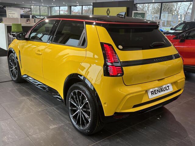 Renault 5 comfort range iconic cinq 52 kWh / PARKEERSENSOREN + CAMERA / STOEL- EN STUURVERWARMING / APPLE & ANDROID AUTO /