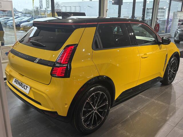 Renault 5 comfort range iconic cinq 52 kWh / PARKEERSENSOREN + CAMERA / STOEL- EN STUURVERWARMING / APPLE & ANDROID AUTO /