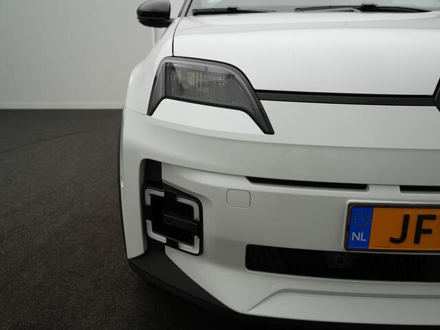 Renault 5 comfort range techno 52 kWh - Afneembare trekhaak - Pack Advanced Driving Assist - Pack Winter -