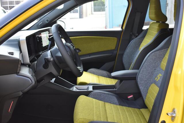 Renault 5 Iconic cinq | Achteruitrijcamera | Elektrisch verwarmbare voorstoelen | ISOFIX-bevestigingssysteem voor kinderzitjes op passagiersstoel en op de twee buitenste zitplaatsen achter