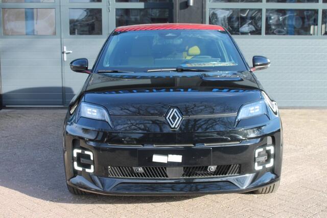Renault 5 C.R. ICON CIN 52 KWH