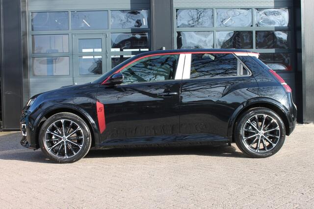 Renault 5 C.R. ICON CIN 52 KWH