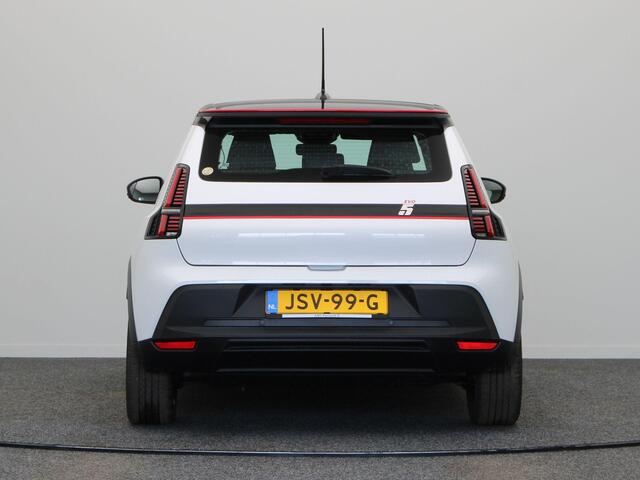 Renault 5 urban range evolution 40 kWh | 17% bijtelling | Stoelverwarming | DC lader | Parkeersensoren achter | Warmtepomp |