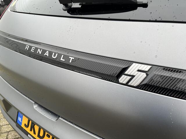 Renault 5 comfort range Roland-Garros 52 kWh / Pack Advanced and Driving Assist / Harman Kardon Premium Audio / V2L Adapter / Demo Zuidoost vraag naar beschikbaarheid
