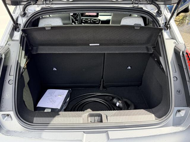 Renault 5 comfort range Roland-Garros 52 kWh | Demo | | Harman/Kardon audio | Pack Safety & Advanced Driving Assist |