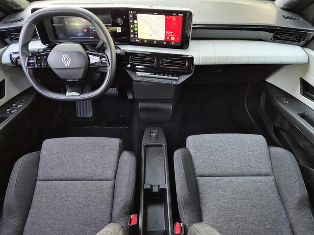 Renault 5 urban range evolution 40 kWh / SOH 98% / Fabrieksgarantie tot 04-2027 / Pack winter / All season banden / CCS snelladen / Navigatie via Apple Carplay of Android Auto / Stoelverwarming / Warmtepomp / Keyless Entry/Start / Parkeersensoren achter /