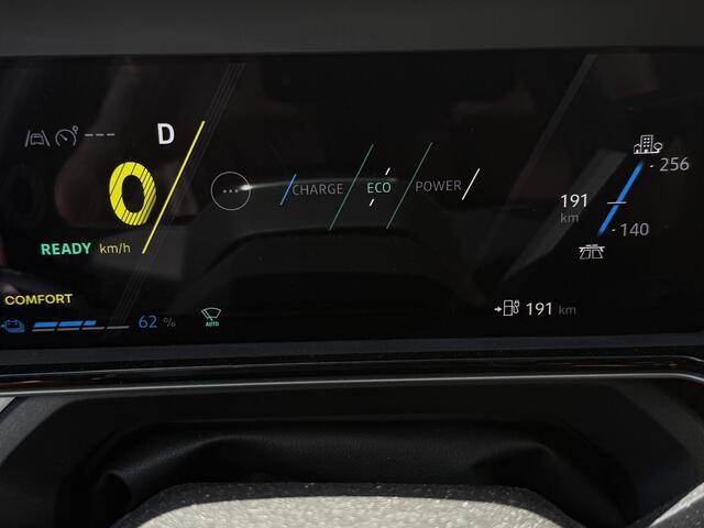 Renault 5 comfort range iconic cinq 52 kWh SOH 99% / Snellader / Navigatie / 18" / Harman Kardon / Adaptive cruise / Parkeer Camera / Clima / Keyless / R5 dak