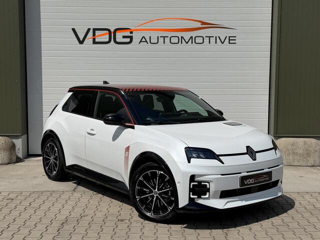 Renault 5 comfort range iconic cinq 52 kWh SOH 99% / Snellader / Navigatie / 18" / Harman Kardon / Adaptive cruise / Parkeer Camera / Clima / Keyless / R5 dak