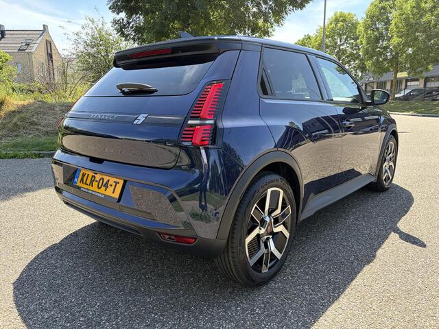 Renault 5 comfort range iconic cinq 52 kWh Automaat |CLIMA | CARPLAY | ANDROID AUTO| PDC | CAMERA'S | ADAPT CRUISE