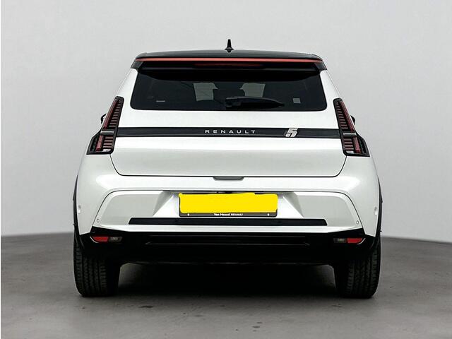 Renault 5 Comfort Range Iconic Cinq 52 kWh 150PK | Harman Kardon Audio | Pack Safety & Advanced Driving Assist | Google Navigatie | 18'' Inch Velgen | Achteruitrijcamera | Apple CarPlay & Android Auto