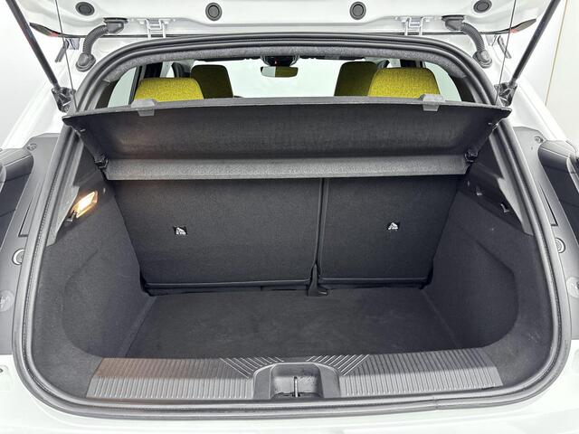 Renault 5 Comfort Range Iconic Cinq 52 kWh 150PK | Harman Kardon Audio | Pack Safety & Advanced Driving Assist | Google Navigatie | 18'' Inch Velgen | Achteruitrijcamera | Apple CarPlay & Android Auto
