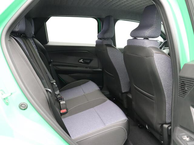 Renault 5 Techno Comfort range | Achteruitrijcamera | ISOFIX-bevestigingssysteem voor kinderzitjes op passagiersstoel en op de twee buitenste zitplaatsen achter | LED-dagrijverlichting met specifiek vormgegeven lichtsignatuur
