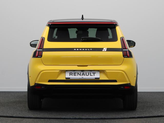 Renault 5 Techno Comfort range | Achteruitrijcamera | ISOFIX-bevestigingssysteem voor kinderzitjes op passagiersstoel en op de twee buitenste zitplaatsen achter | LED-dagrijverlichting met specifiek vormgegeven lichtsignatuur