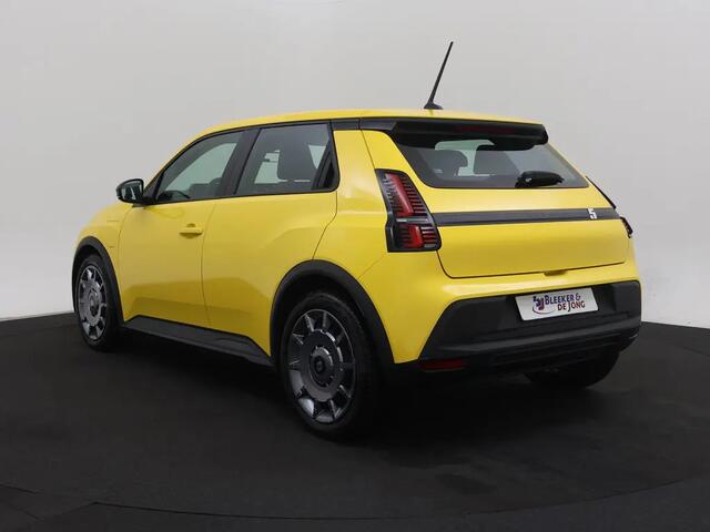 Renault 5 120PK Urban Range Evolution 40kWh | 18" | Open R-link | LED | VC | Keyless