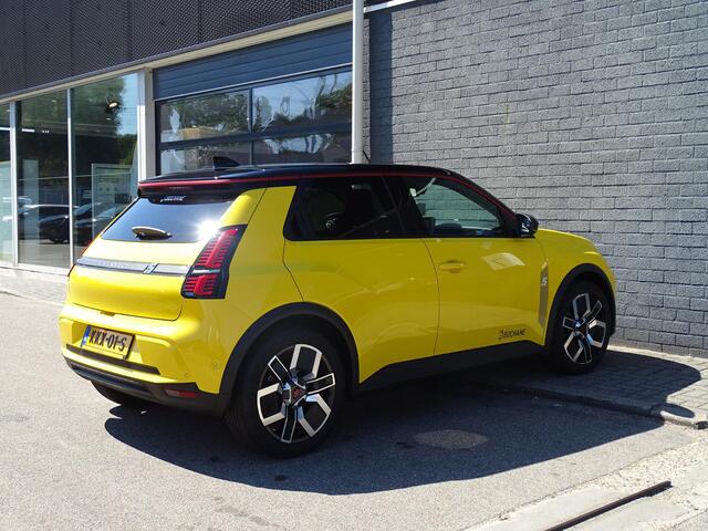 Renault 5 comfort range techno 52 kWh | Demo | PACK ADVANCED DRIVING ASSIST / PACK WINTER / METALLIC LAK