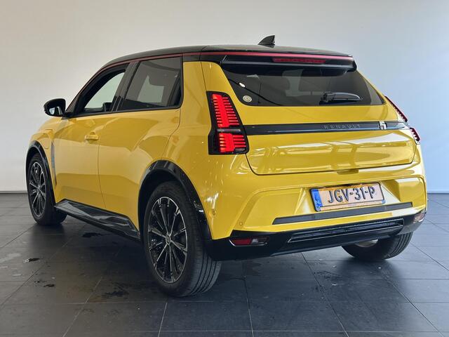 Renault 5 urban range iconic cinq 40 kWh LAGE KM-STAND | 1E EIGENAAR | STOEL-/STUURVERWARMING | ADAPTIVR CRUISE CONTROL | BLINDSPOT |