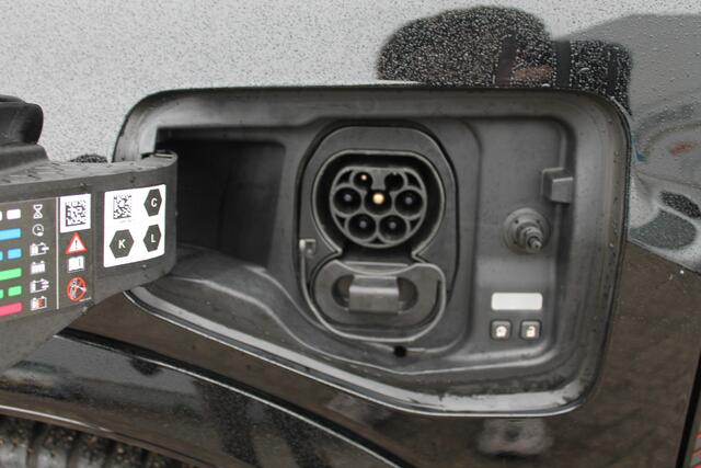 Renault 5 comfort range Iconic Black Cinq - 52 kWh | Speciale Editie | Lederen bekleding | Harman Kardon | DEMO VRAAG NAAR DE BESCHIKBAARHEID