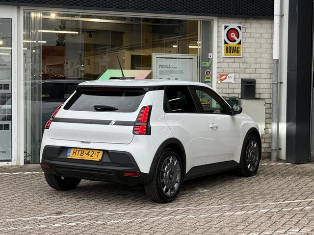 Renault 5 urban range evolution 40 kWh | NAP | Key-less | Climate Control | Apple Carplay & Android Auto | Cruise Control | LED | DAB |