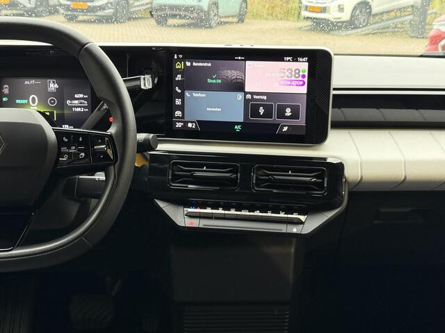 Renault 5 urban range evolution 40 kWh | NAP | Key-less | Climate Control | Apple Carplay & Android Auto | Cruise Control | LED | DAB |