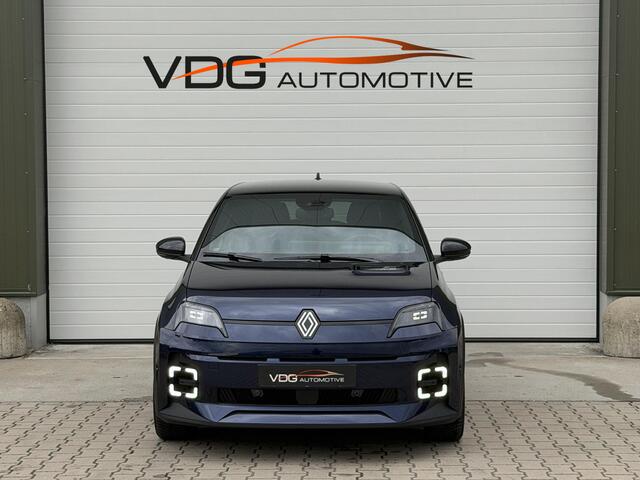 Renault 5 comfort range techno 52 kWh SOH 99% / Snellader / Navigatie / 18" / Adaptive cruise / Parkeer Camera / Clima / Keyless/ Two Tone