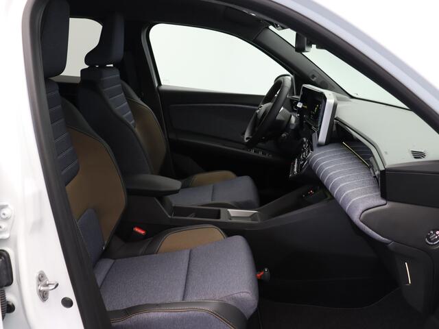Renault 5 Techno Comfort range | Achteruitrijcamera | ISOFIX-bevestigingssysteem voor kinderzitjes op passagiersstoel en op de twee buitenste zitplaatsen achter | LED-dagrijverlichting met specifiek vormgegeven lichtsignatuur