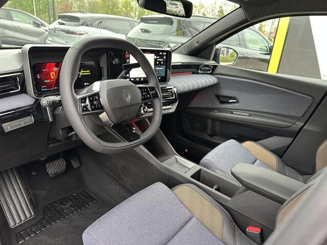 Renault 5 Techno 150 pk Comfort Range l Private Lease vanaf € 397 per maand l 5 jaar fabrieksgarantie l 8 jaar accugarantie