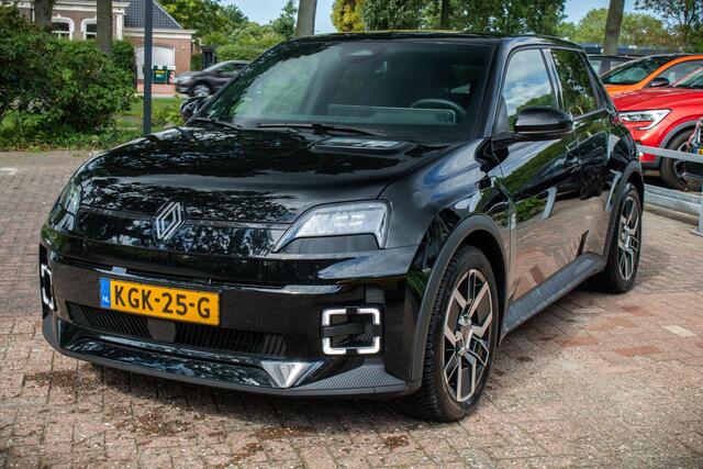 Renault 5 comfort range iconic cinq 52 kWh | Rijklaar | 100% Elektrisch | Apple Carplay / Android Auto | Camera | Stoelverwarming | Climate Control