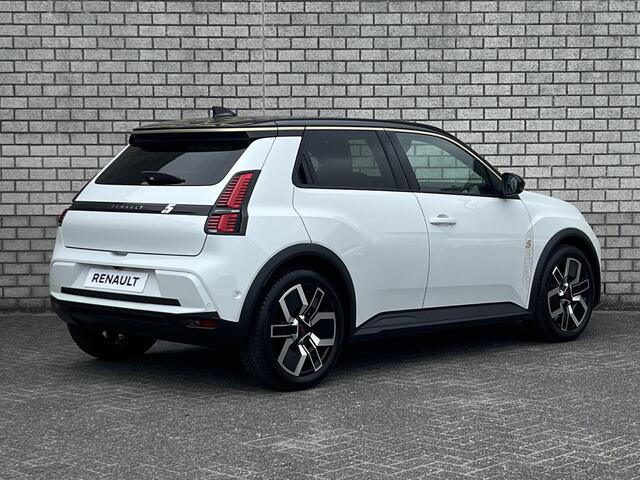 Renault 5 Comfort Range Techno 52 kWh | 5 JAAR GARANTIE | Direct leverbaar | Pack Winter | Pack Advanced Driving Assist | Harman Kardon |