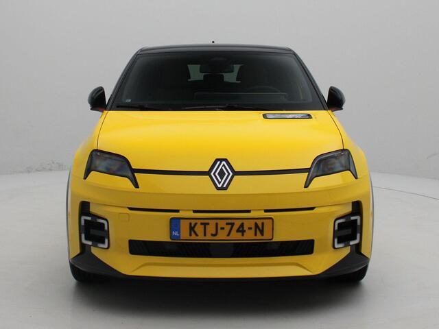 Renault 5 comfort range iconic cinq 52 kWh | Pack safety & advanced driving assist met full easy park assist met parkeersensoren rondom + achteruitrijcamera | Harman Kardon® premium audio | Stoel- en stuurverwarming |