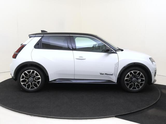 Renault 5 comfort range Roland-Garros 52 kWh | Pack Harman Kardon premium sound | Pack Safety & Advanced Driving Assist | All Weather banden | Beschikbaar vanaf Oktober 2026