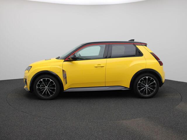 Renault 5 comfort range iconic cinq 52 kWh | Pack Safety & Advanced Driving Assist | Harman Kardon Audio | Stoel- en Stuurwielverwarming | Camera | Draadloze Smartphonelader | 18" LMV 'Chrono' | LED Pure Vision | Android Automotive