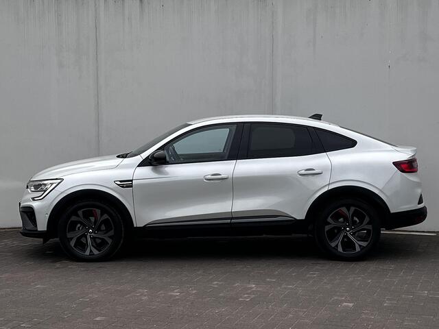 Renault Arkana 1.6 E-Tech Hybrid 145 R.S. Line Automaat / Dealer onderhouden / Adapt. CC / Dode hoek detectie/ Stuur- en stoelverwarming / Navigatie / Apple Carplay Android Auto /