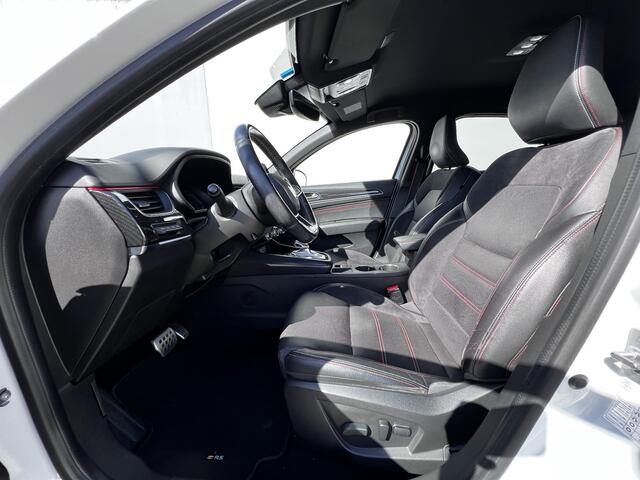 Renault Arkana 1.6 E-Tech Hybrid 145 R.S. Line / Dealer onderhouden / Adapt. CC / Dode hoek detectie / Stuur- en stoelverwarming / Navigatie / Apple Carplay Android Auto /