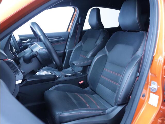 Renault Arkana 1.6 E-Tech Hybrid 145 R.S. Line Side-Skirts/Stoelverwarming/Bose