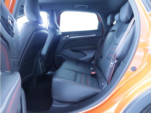Renault Arkana 1.6 E-Tech Hybrid 145 R.S. Line Side-Skirts/Stoelverwarming/Bose