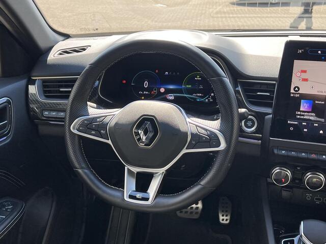 Renault Arkana 1.6 E-Tech hybrid 145 E-Tech engineered | TREKHAAK | Stoel & stuur verwarming | Cruise adaptief | Elektrische verstelbare voorstoelen | LED | DAB | Achteruitrijcamera |