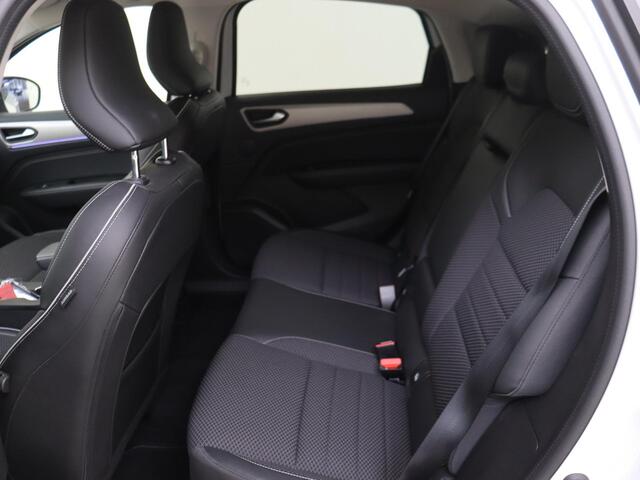 Renault Arkana 1.6 E-Tech full hybrid 145 techno Stoelverwarming| Two tone uitvoering | Camera