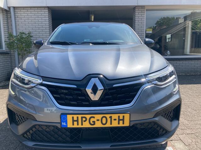 Renault Arkana 1.6 E-Tech 145 RS Line AUTOMAAT / Leder