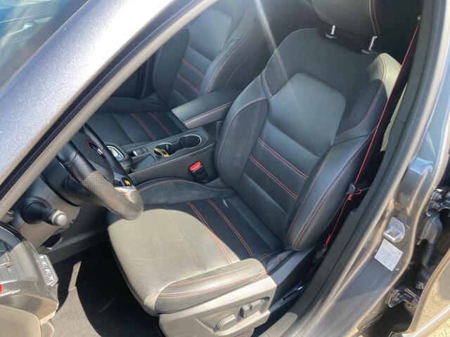 Renault Arkana 1.6 E-Tech 145 RS Line AUTOMAAT / Leder